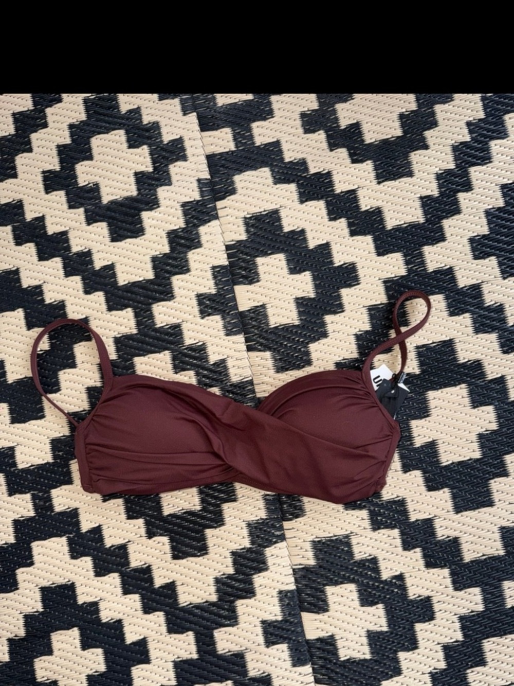 La Blanca  Twist Front Bikini Top